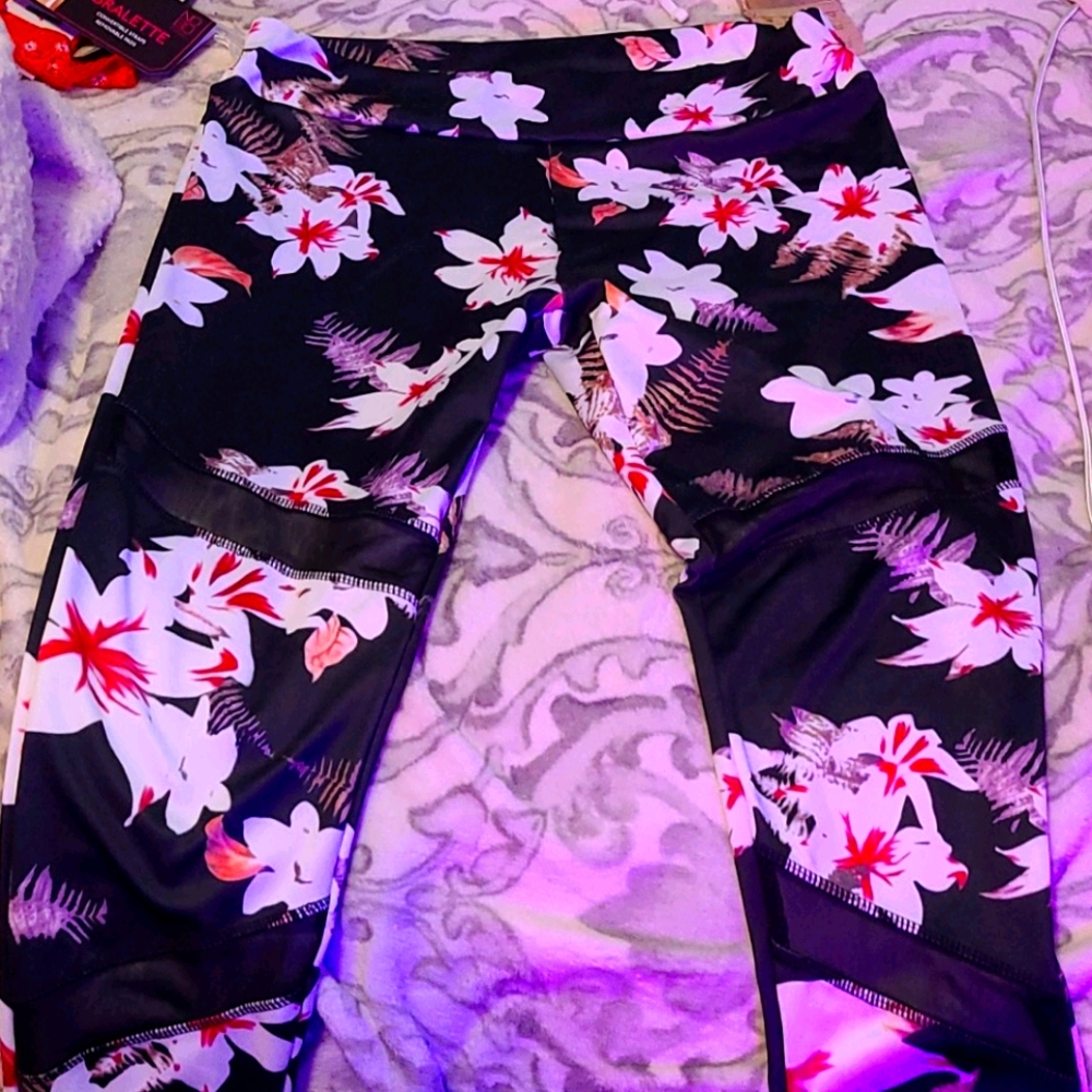 Yoga leggings.